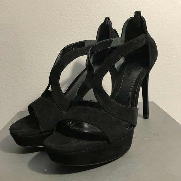 Alexander McQueen Black Strap Sandals 38.8 New in Box - Picture 2 of 4